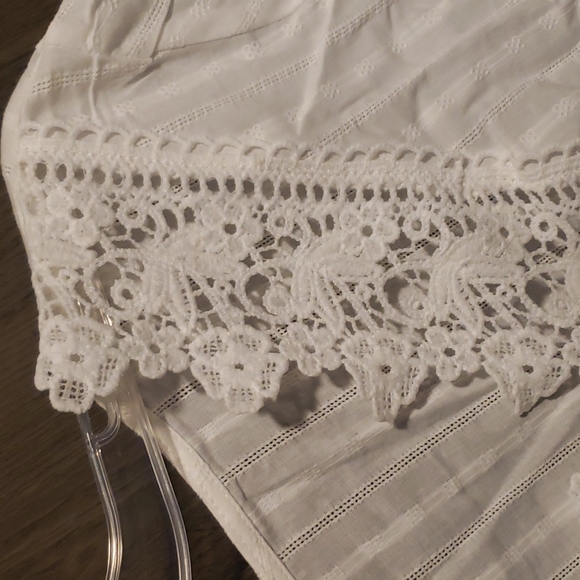 ♥️New boutique white lace slicing Cotton top - Picture 8 of 12